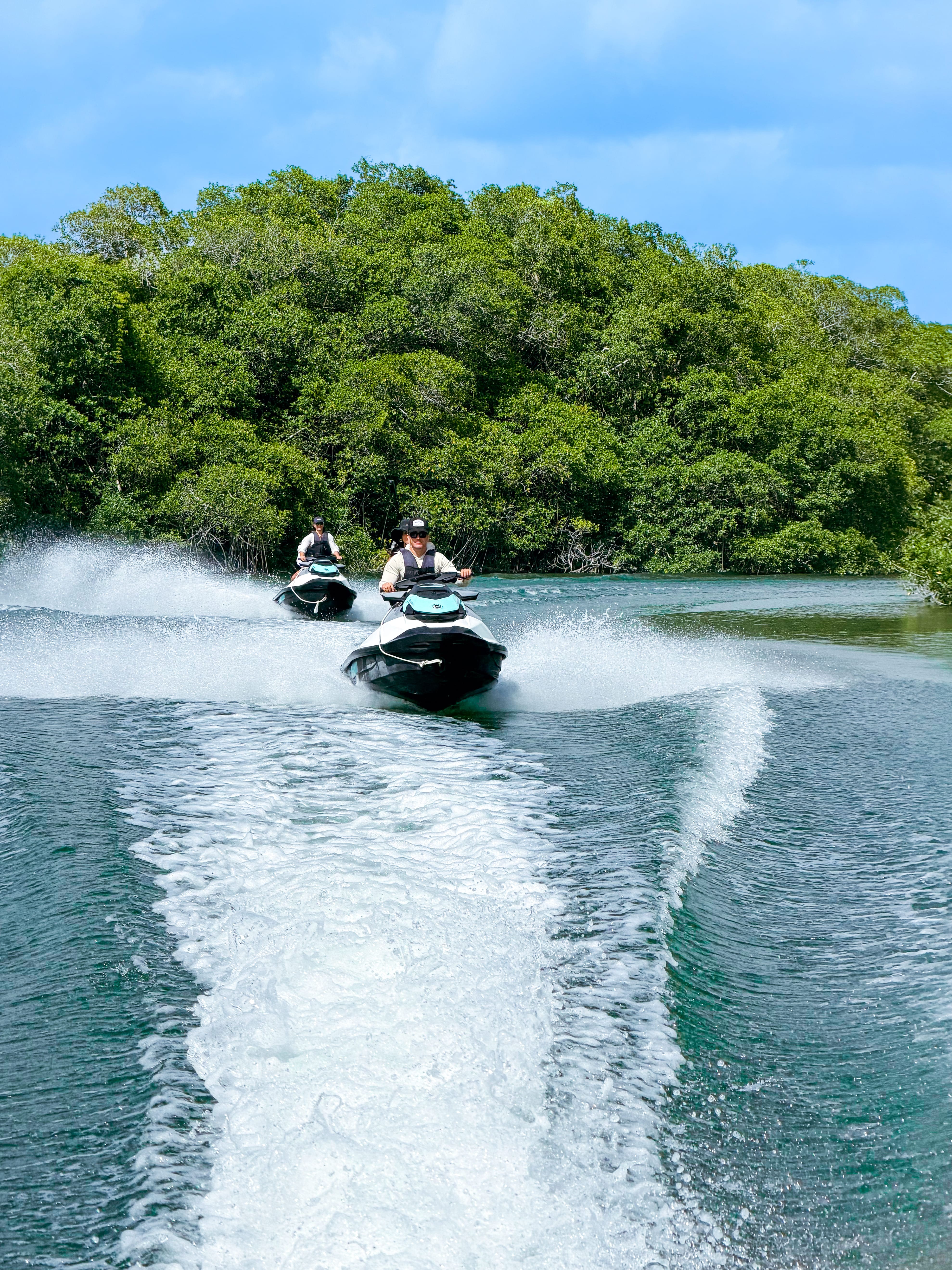 Río Hondo Belice en JetSki